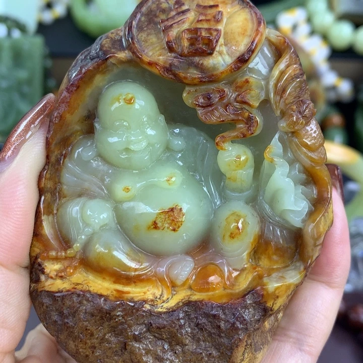 透闪石质玉未镶嵌把件