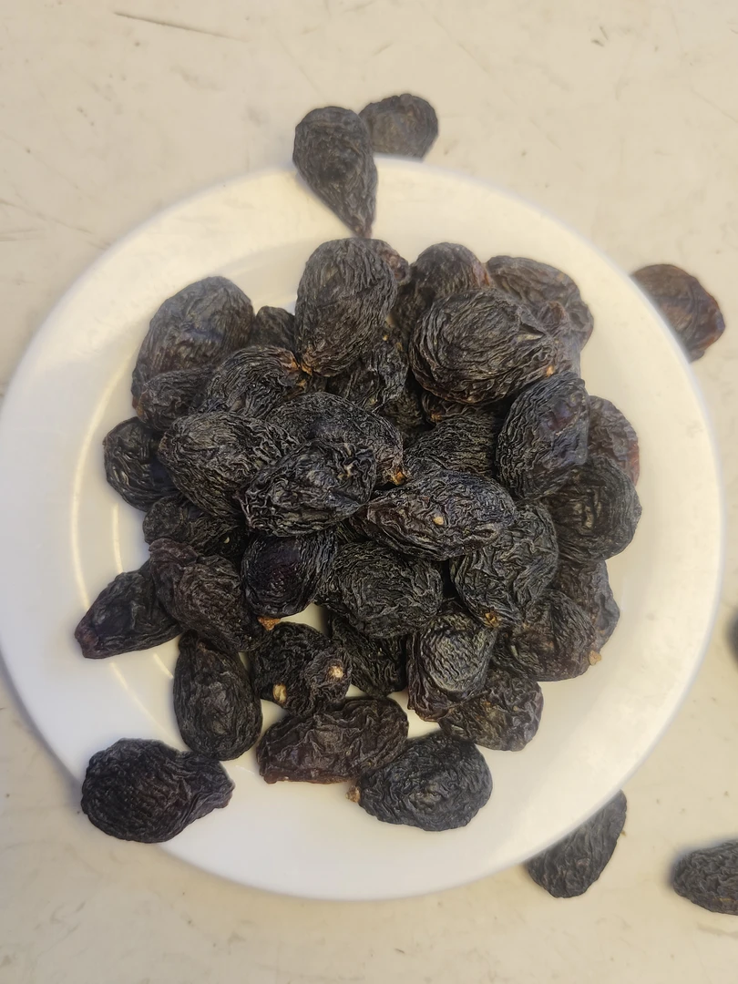 新疆吐鲁番香玉葡萄干1斤带籽