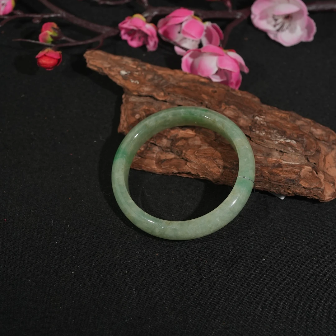 11.13香港王老板-翡翠手镯7c96