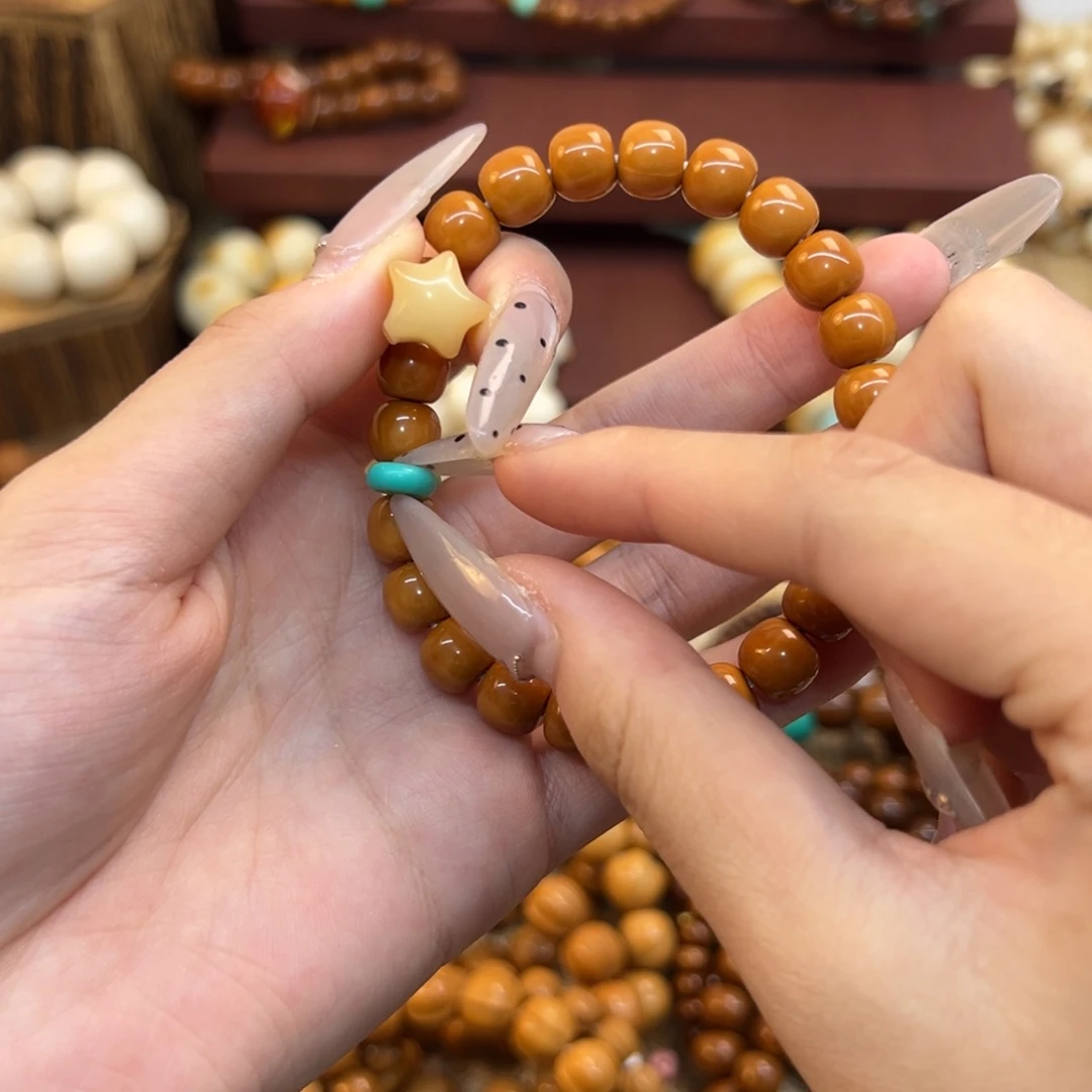 竹****手串猴头核桃卡9搭配星星