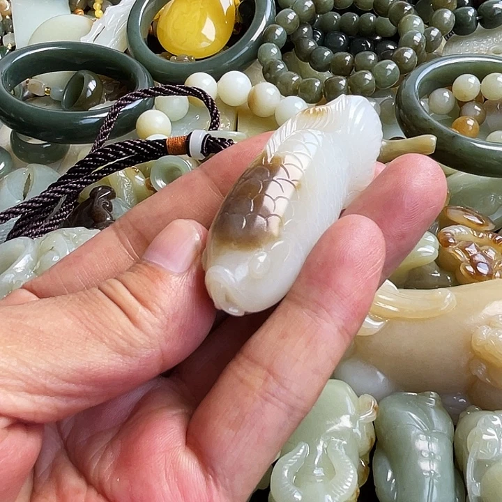 龙***哥吊坠(不含链)未镶嵌和田玉