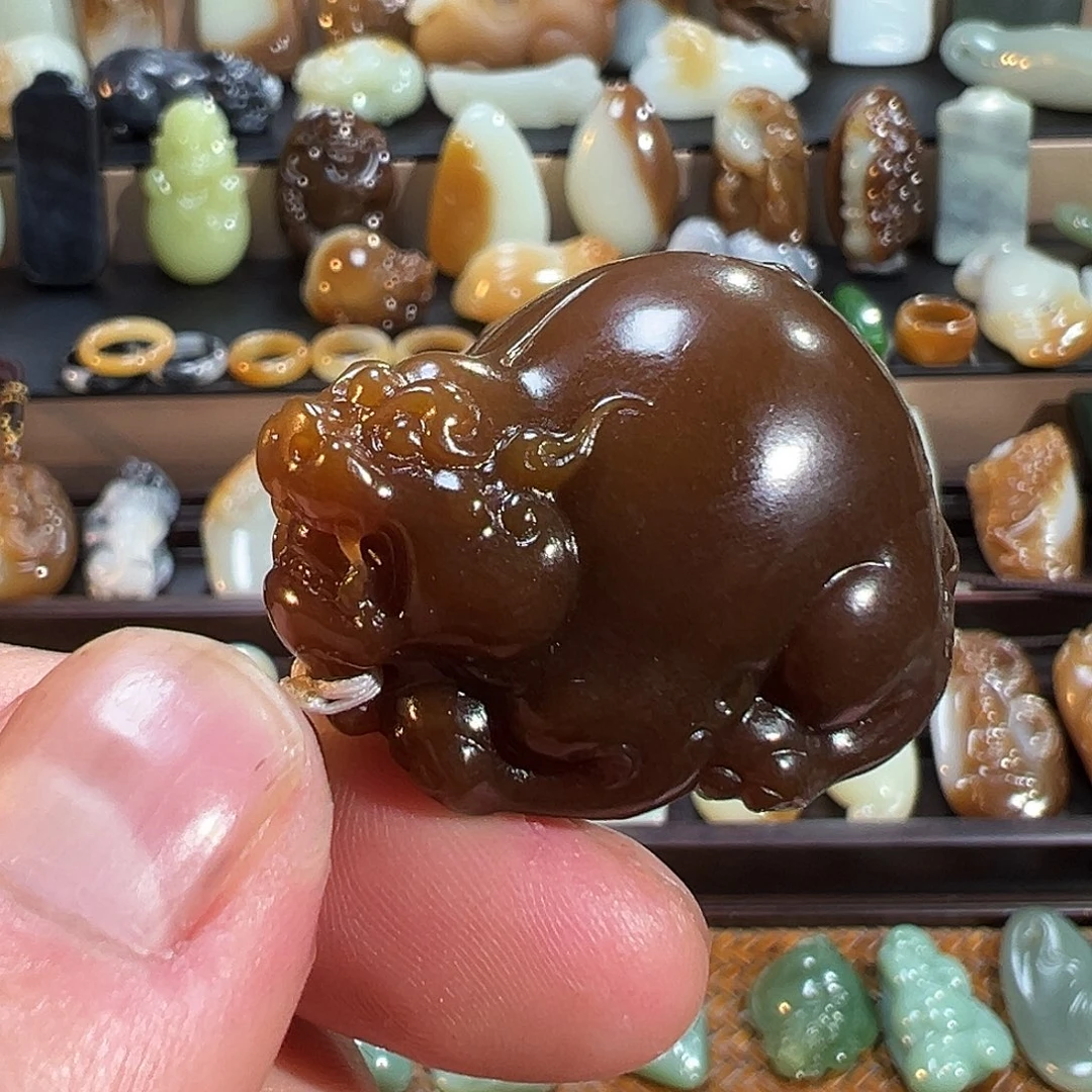 晨***明和田玉未镶嵌颈饰