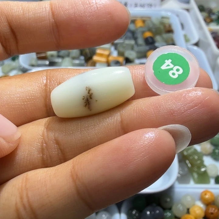 未镶嵌和田玉珠宝半成品