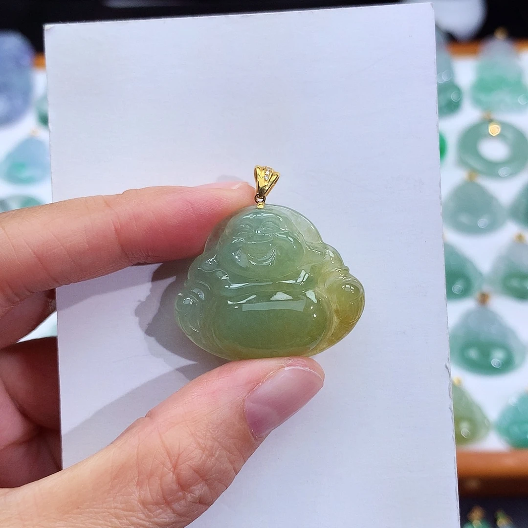翡翠18K金镶嵌颈饰翡翠吊坠