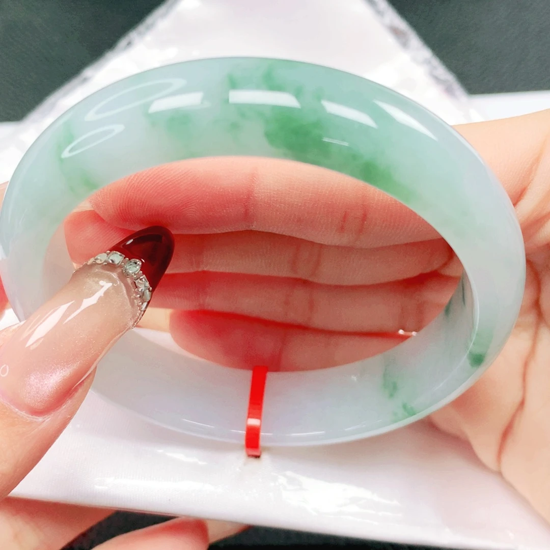 翡翠未镶嵌手镯60