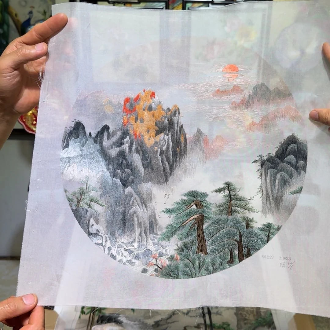 刺绣刺绣工艺精湛