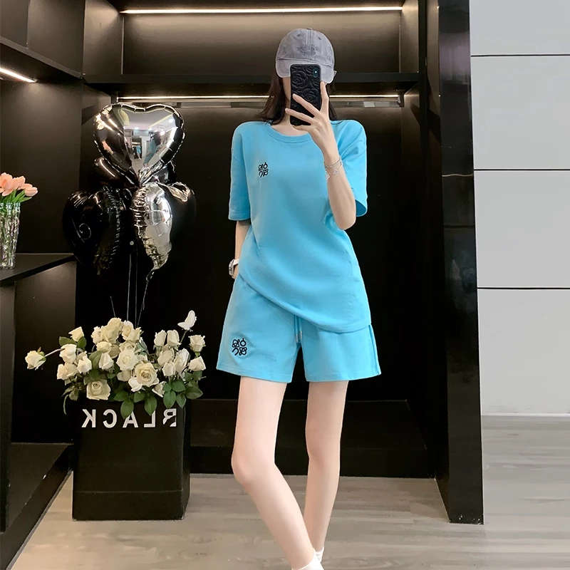 清冷松弛感穿搭套装女夏季新款宽松蓝色短袖短裤休闲运动服两件套