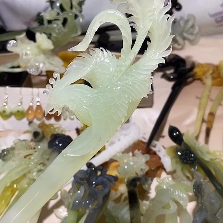 岫玉未镶嵌发簪单***。