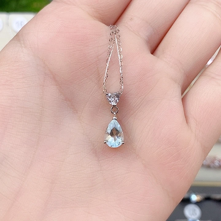 银S925镶嵌海蓝宝石吊坠(赠链)