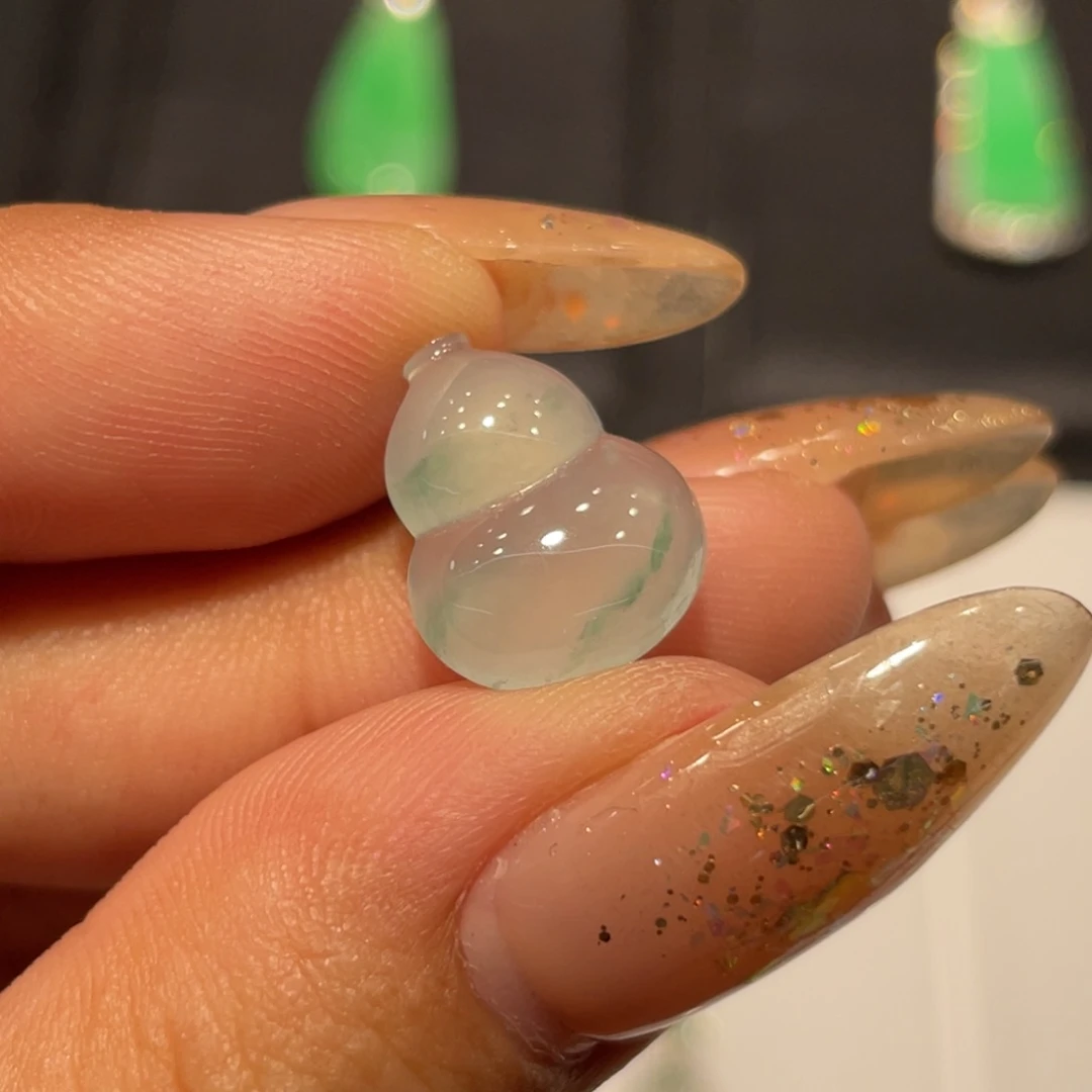 定制翡翠未镶嵌葫芦