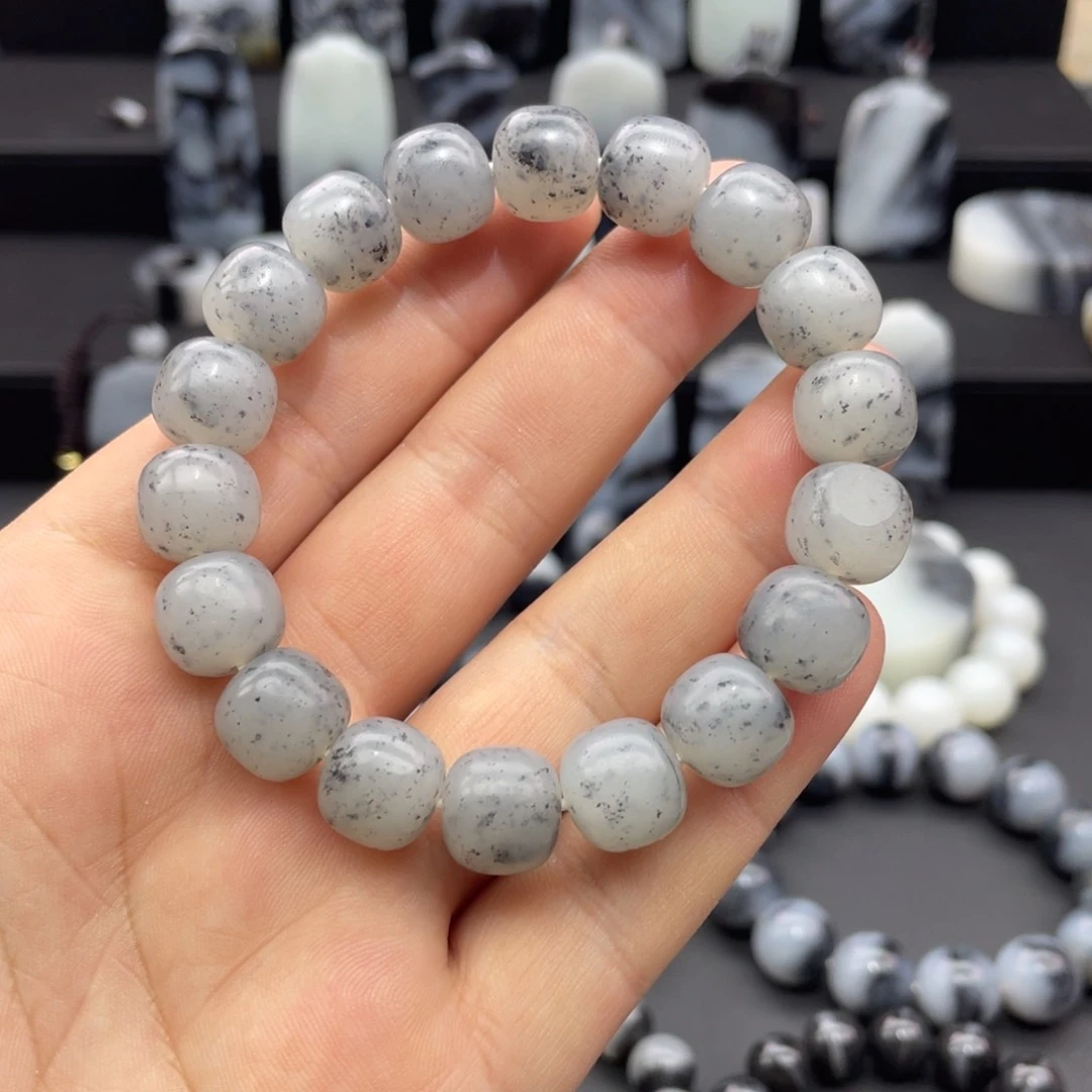 和田玉手串未镶嵌