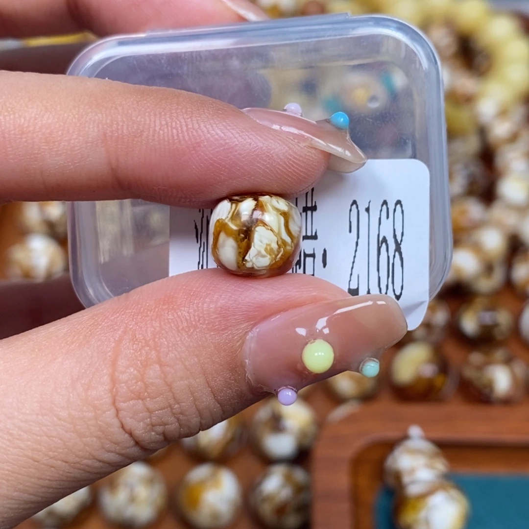 猴头核桃把件沁色圆珠老型2168