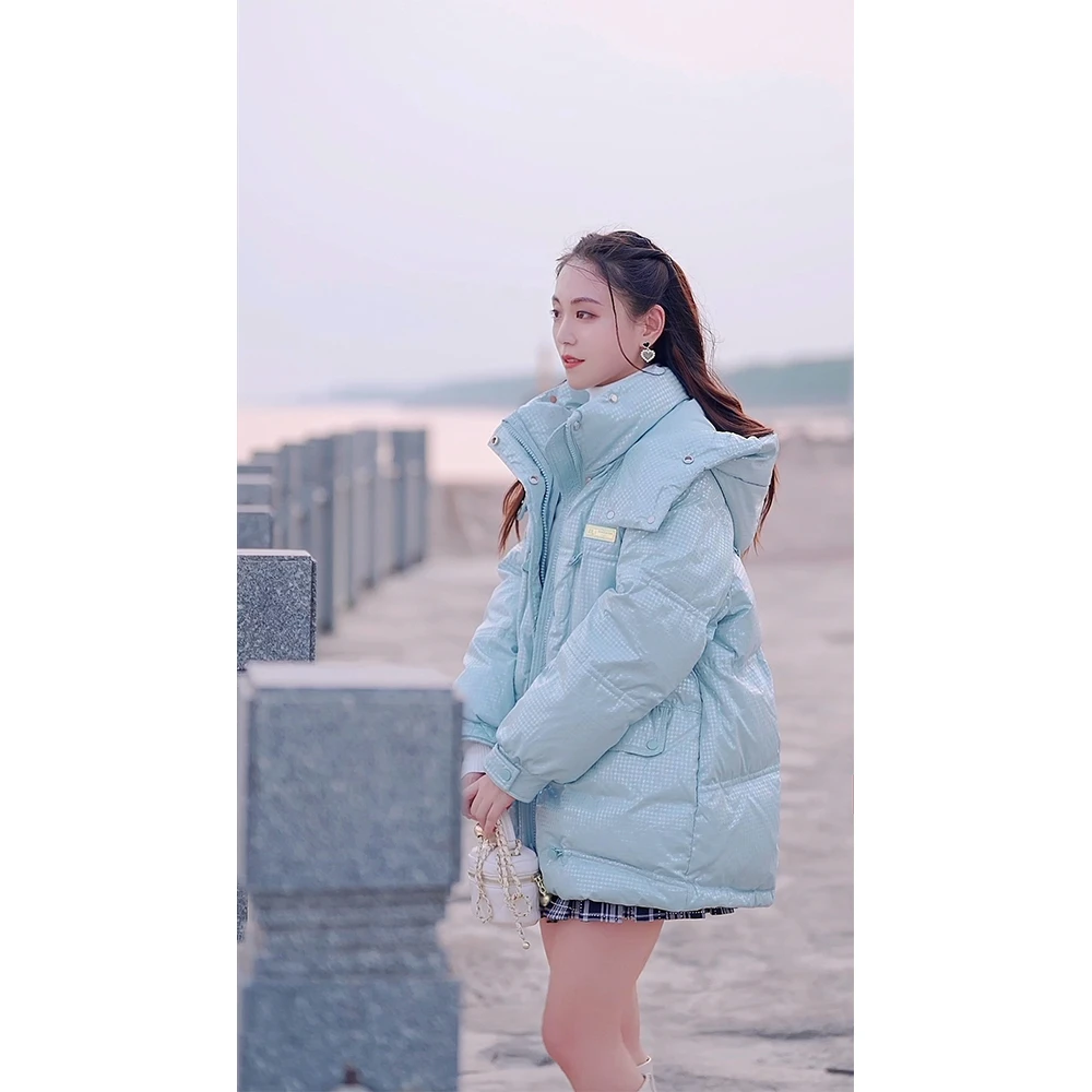 【穿越时空】鹅绒服镭射千鸟格连帽抽绳羽绒服 682901