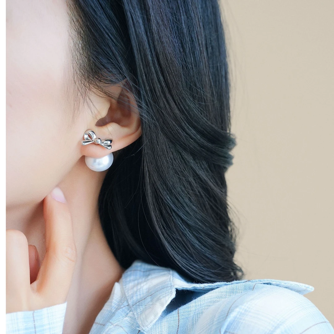 铜合金耳饰 轻奢气质高级感蝴蝶结珠珠耳环女2025新款小众耳钉