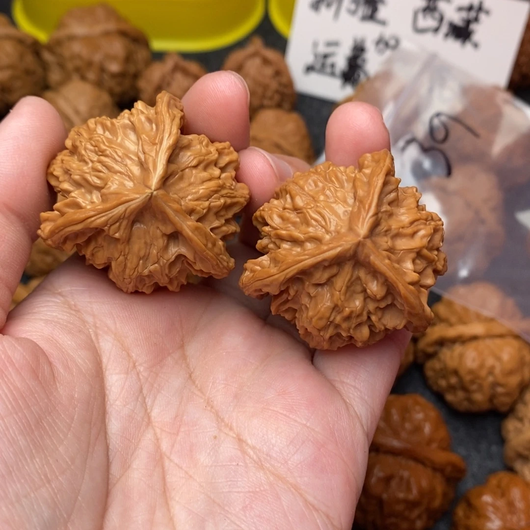 文玩核桃把件-****。三棱39