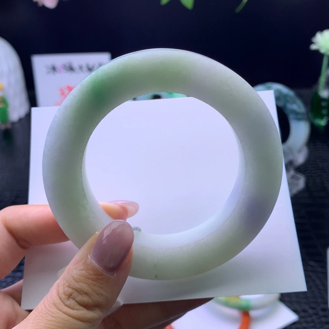 定制翡翠未镶嵌手镯