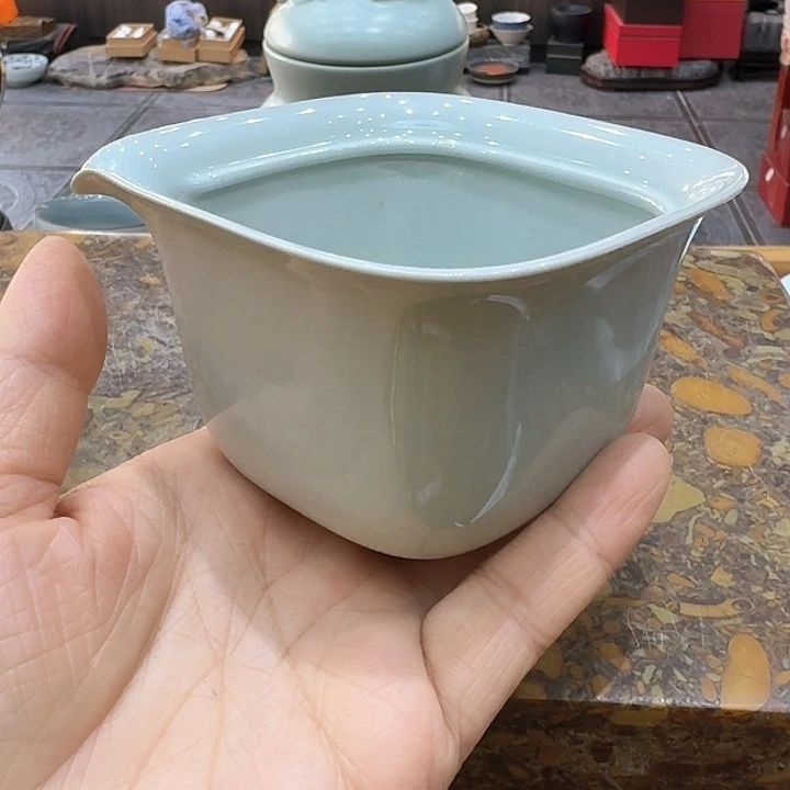 公道一个，瓷。。。品茗