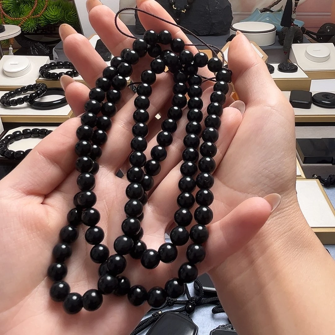 用***持颈饰未镶嵌和田玉（墨玉）卡8项链