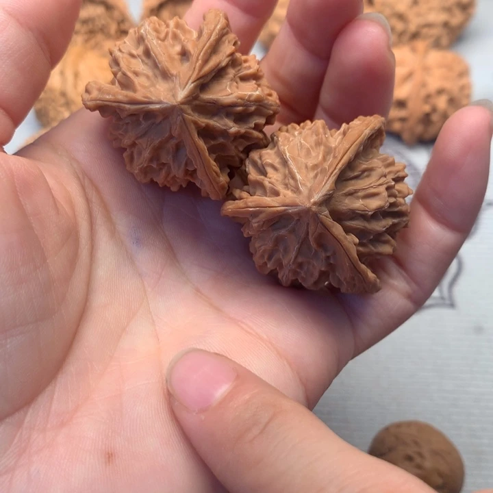 把件文玩核桃全品盘山三棱37