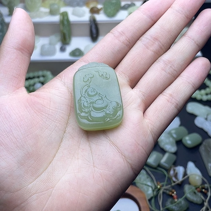 和田玉（糖玉）未镶嵌颈饰