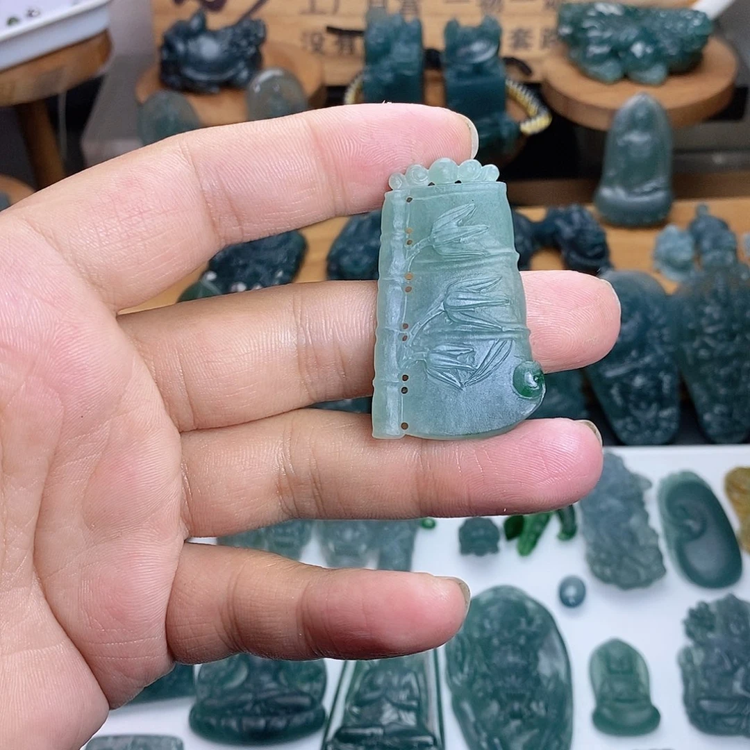 定制翡翠未镶嵌竹节