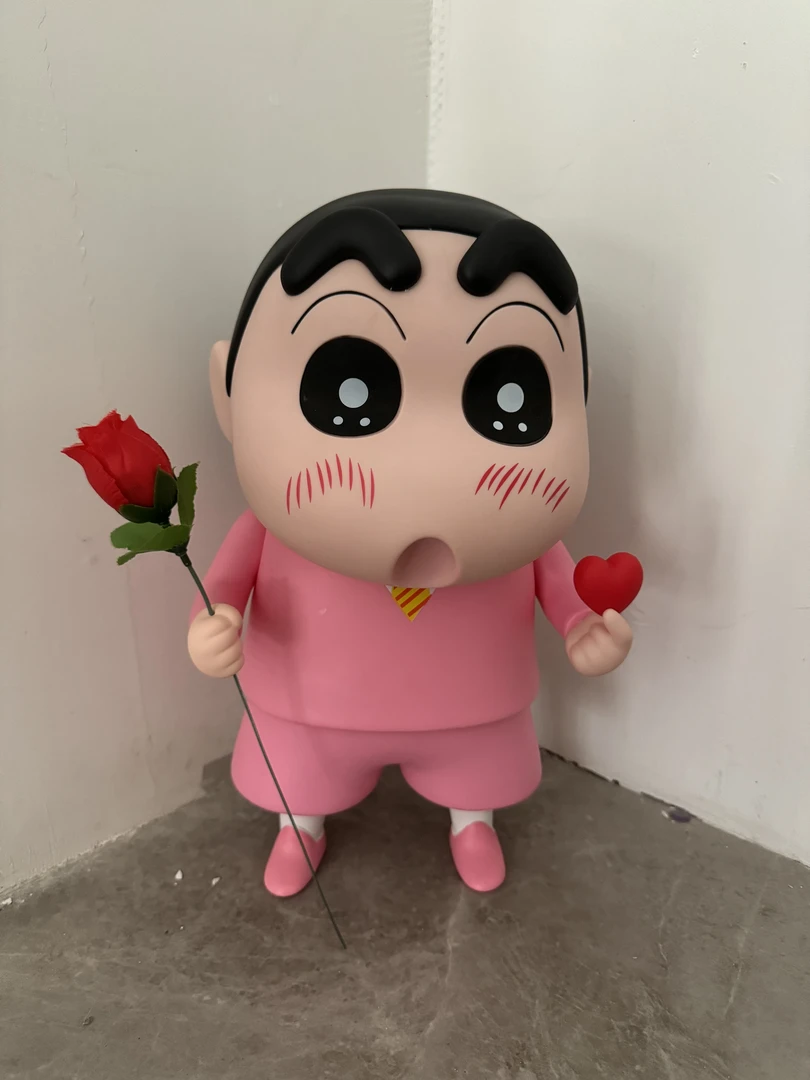 蜡笔小新模型西装粉色女仆小新潮玩动漫模型公仔桌面车载摆件生日
