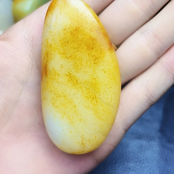 未镶嵌和田玉挂件