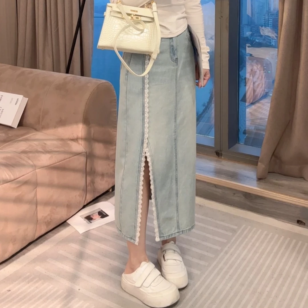 【晓溪服饰】春季新款时尚休闲蕾丝宽松简约浅色牛仔直筒半身裙687