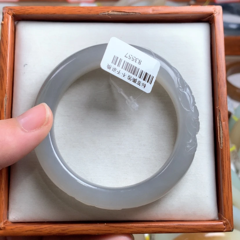 【闪购商品】和田玉手镯未镶嵌