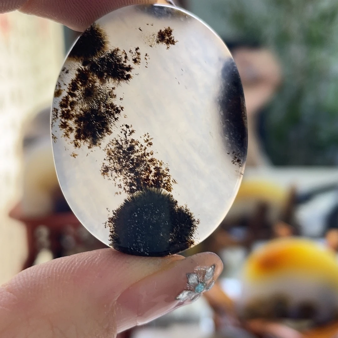 玛瑙/玉髓未镶嵌珠宝奇石