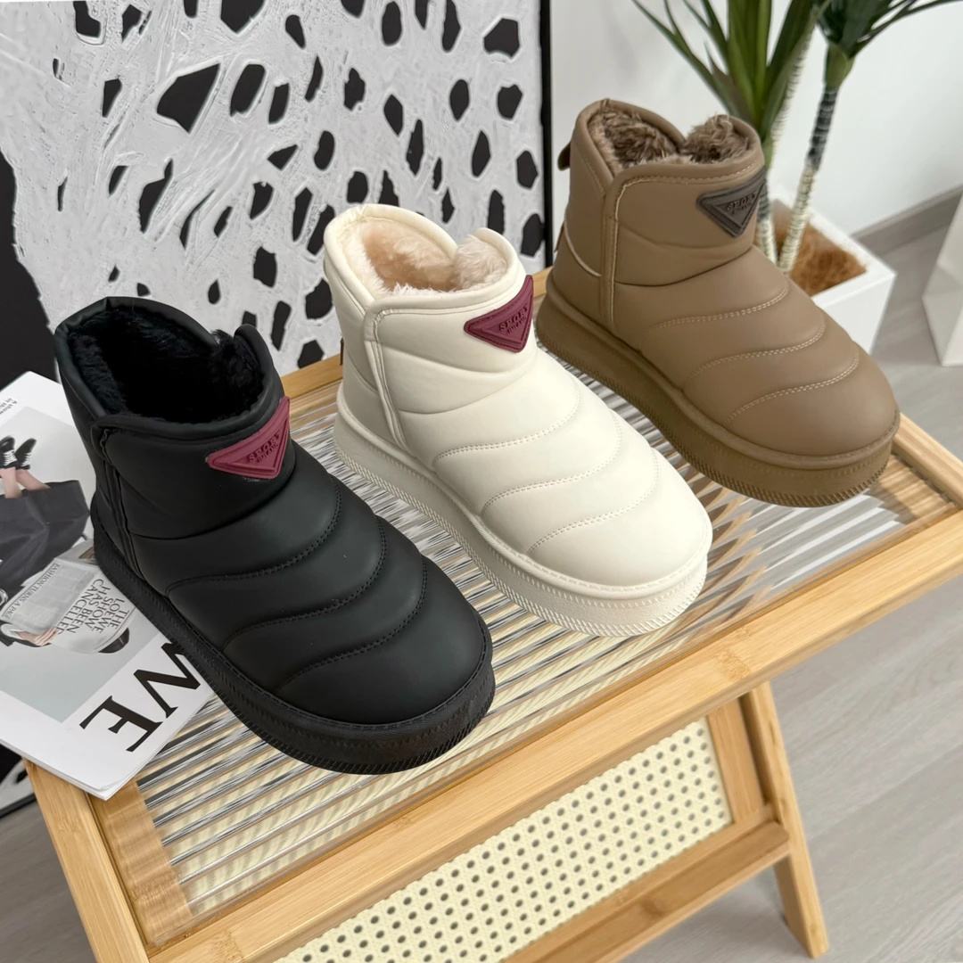 2024年冬季新款女鞋厚底加绒雪地靴韩版时尚百搭加厚防滑1209