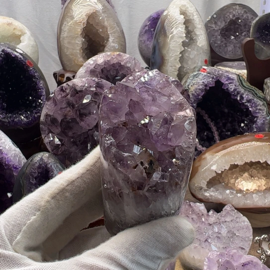 水晶未镶嵌水晶带钛手捧花84