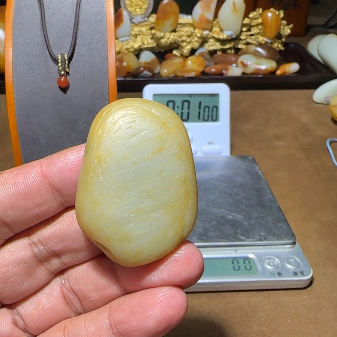 陈***皮和田玉（白玉）未镶嵌颈饰