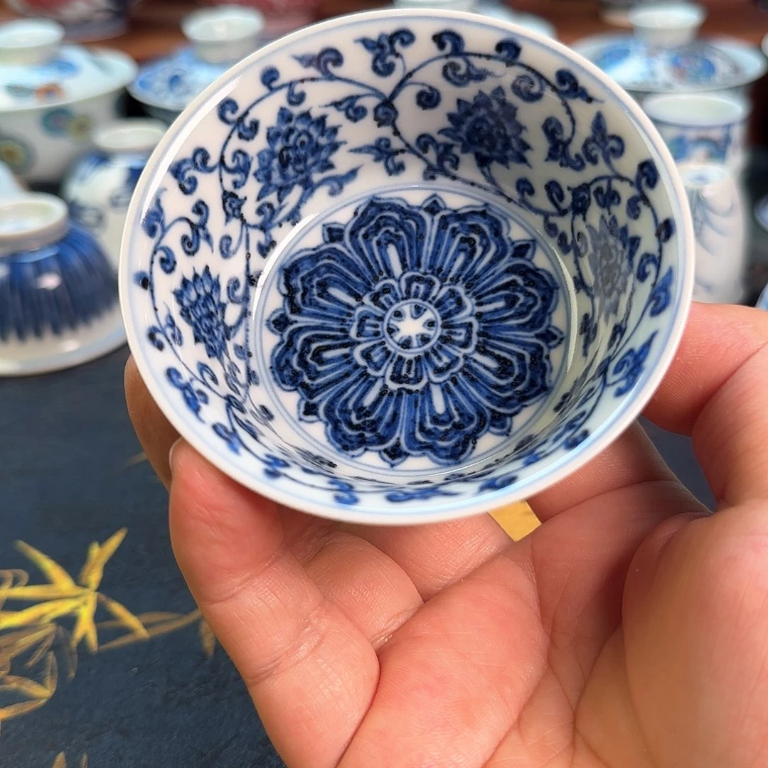 马蹄缠枝莲杯子杯子杯