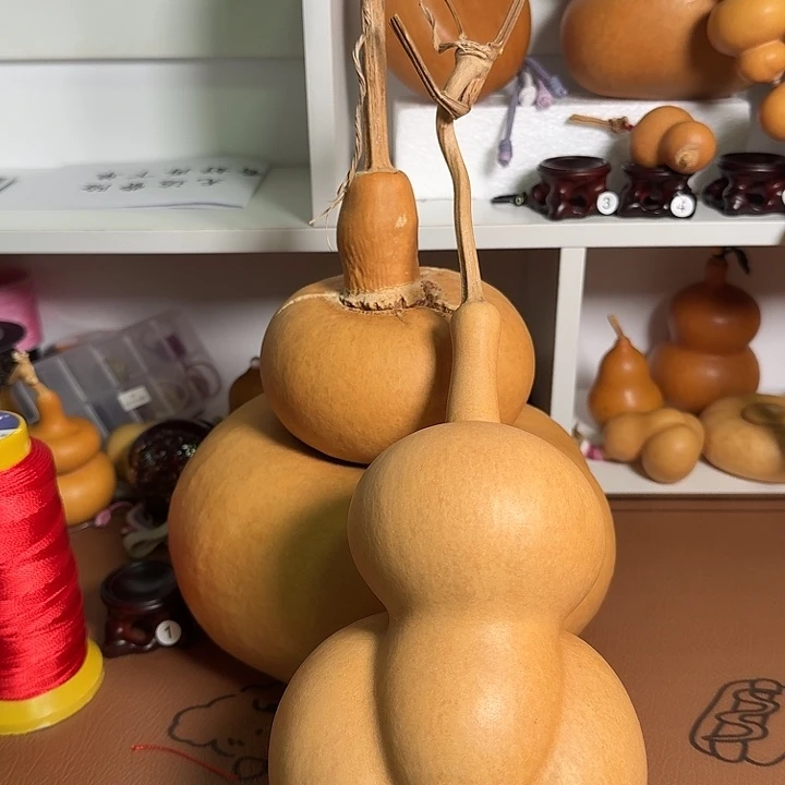 天裂双扁一个，大金蟾一个，看好不退换