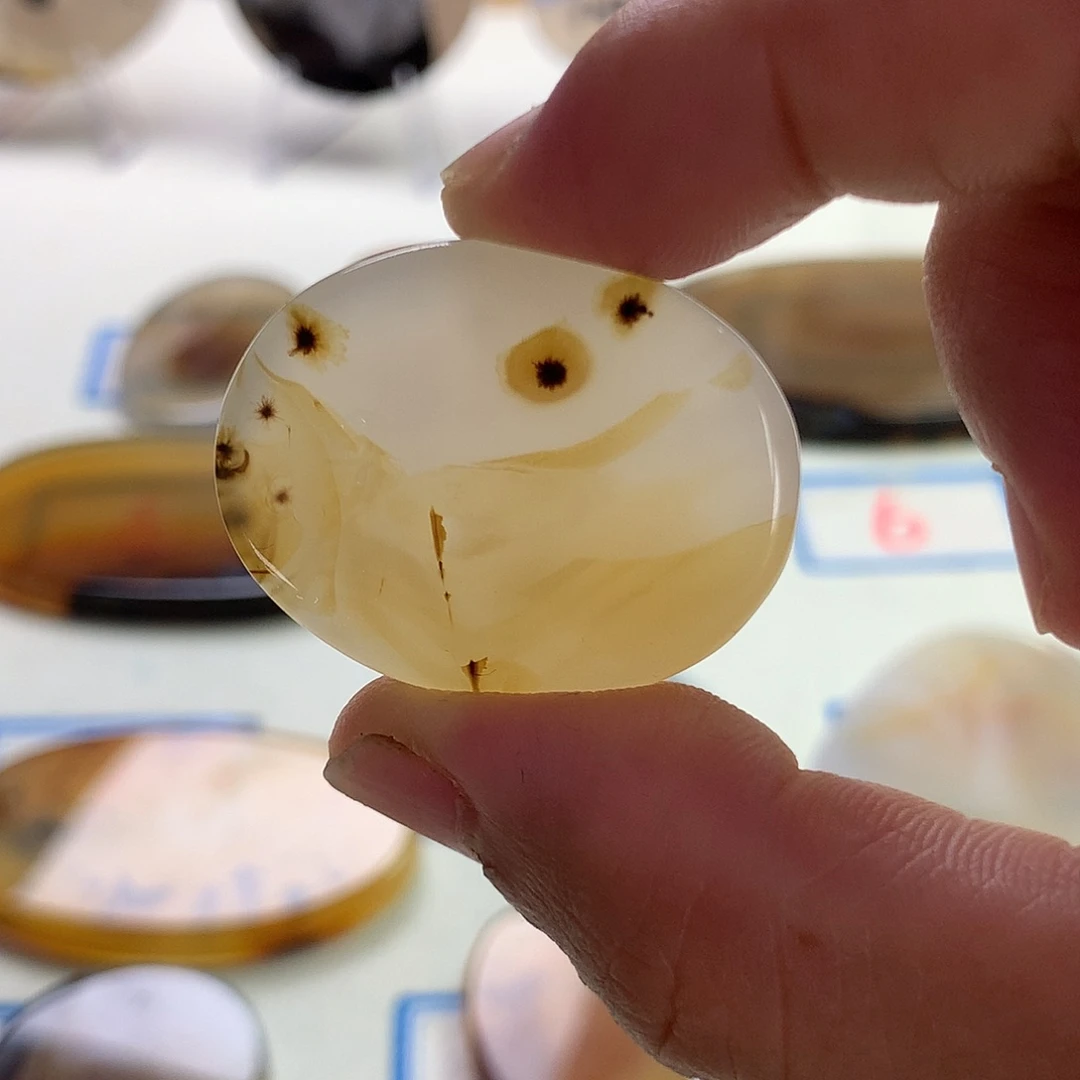 未镶嵌玛瑙/玉髓珠宝半成品