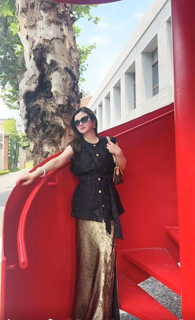 艾安琪夏季梭织半裙修身收腰显瘦气质夏季时尚