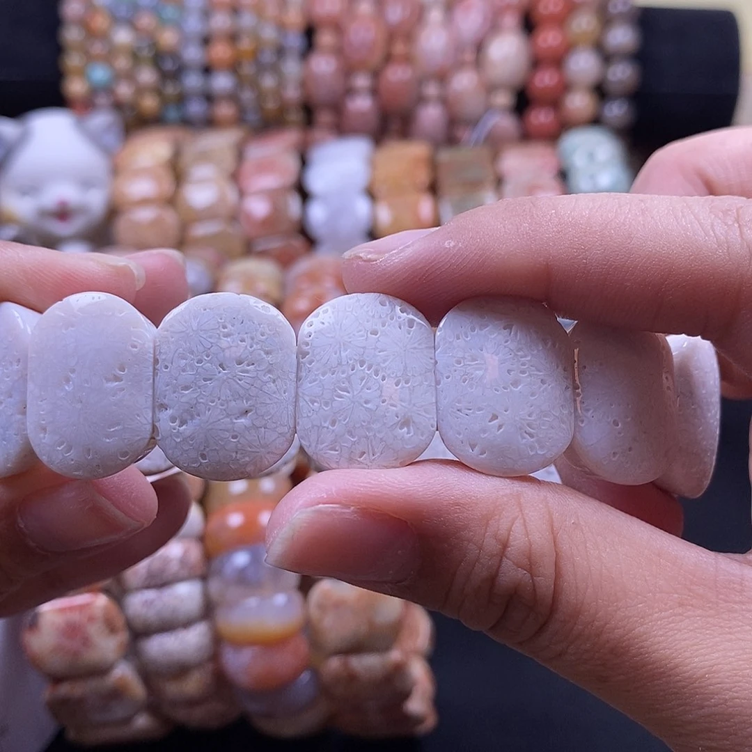 硅化珊瑚（珊瑚玉）手牌未镶嵌白蕾丝 爆闪 5