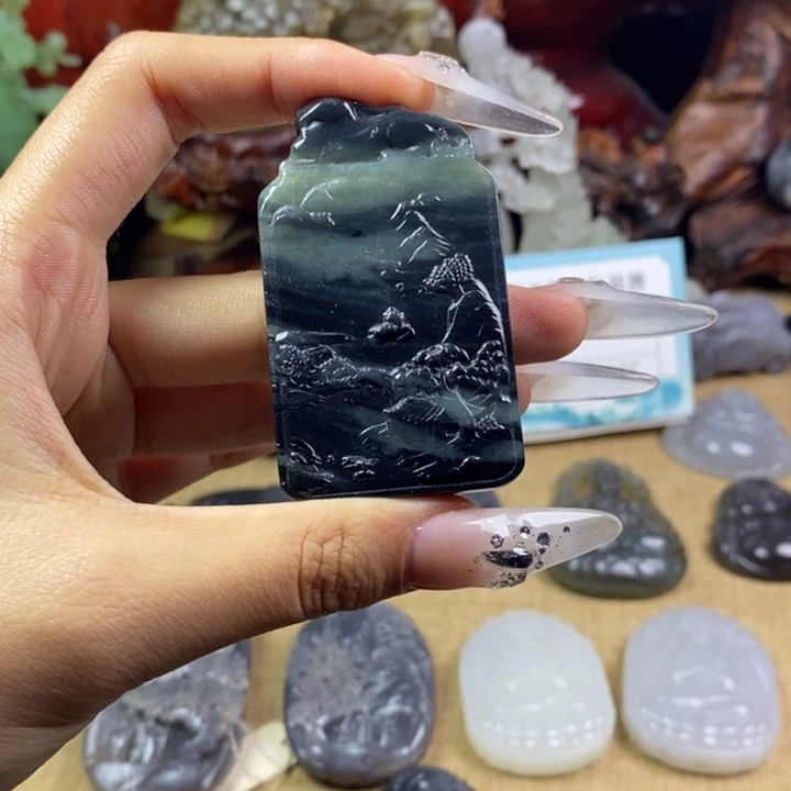 和田玉未镶嵌颈饰