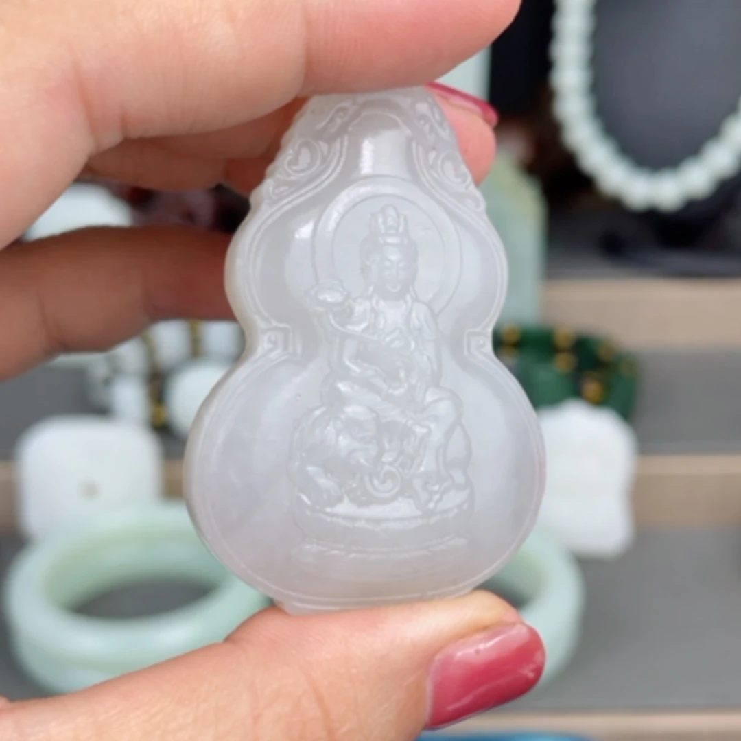 【闪购商品】颈饰未镶嵌和田玉