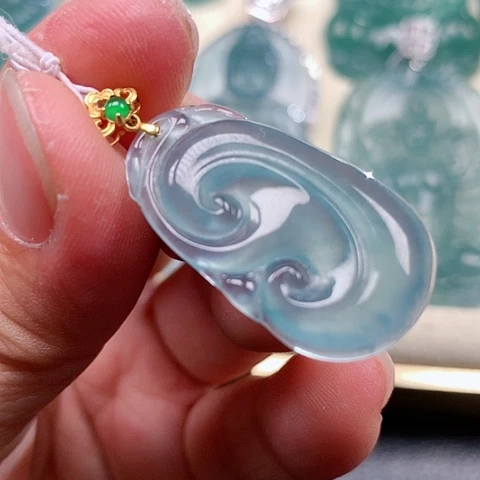 【闪购商品】翡翠颈饰18K金镶嵌天然翡翠