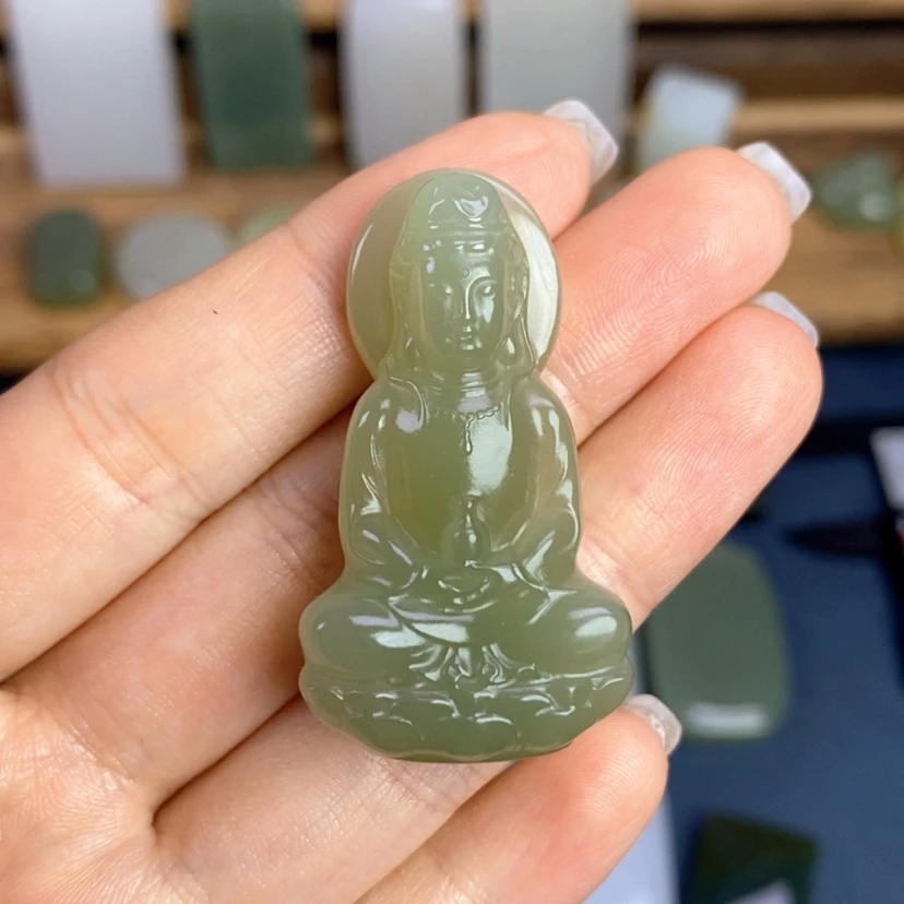 【闪购商品】颈饰未镶嵌和田玉