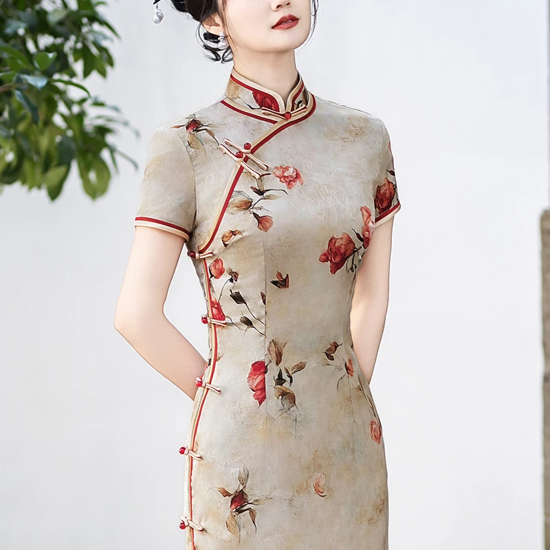新中式旗袍2025新款夏装高端复古日常可穿素雅国风宴会连衣裙