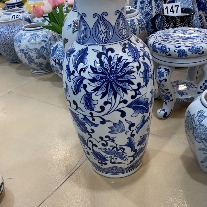 【闪购商品】摆件愉**?青花瓷手绘花瓶。。。