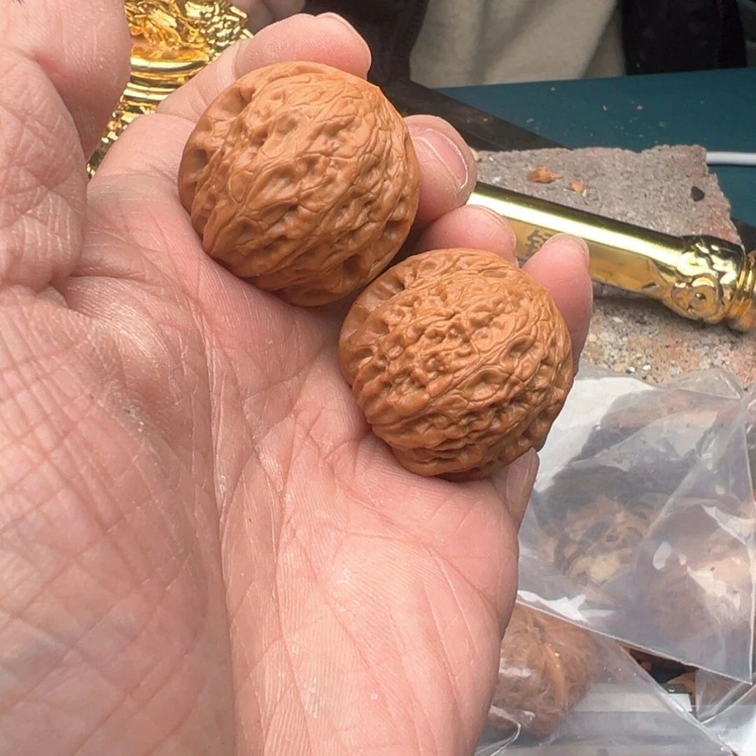 桃核把件35到37铁锤妹妹