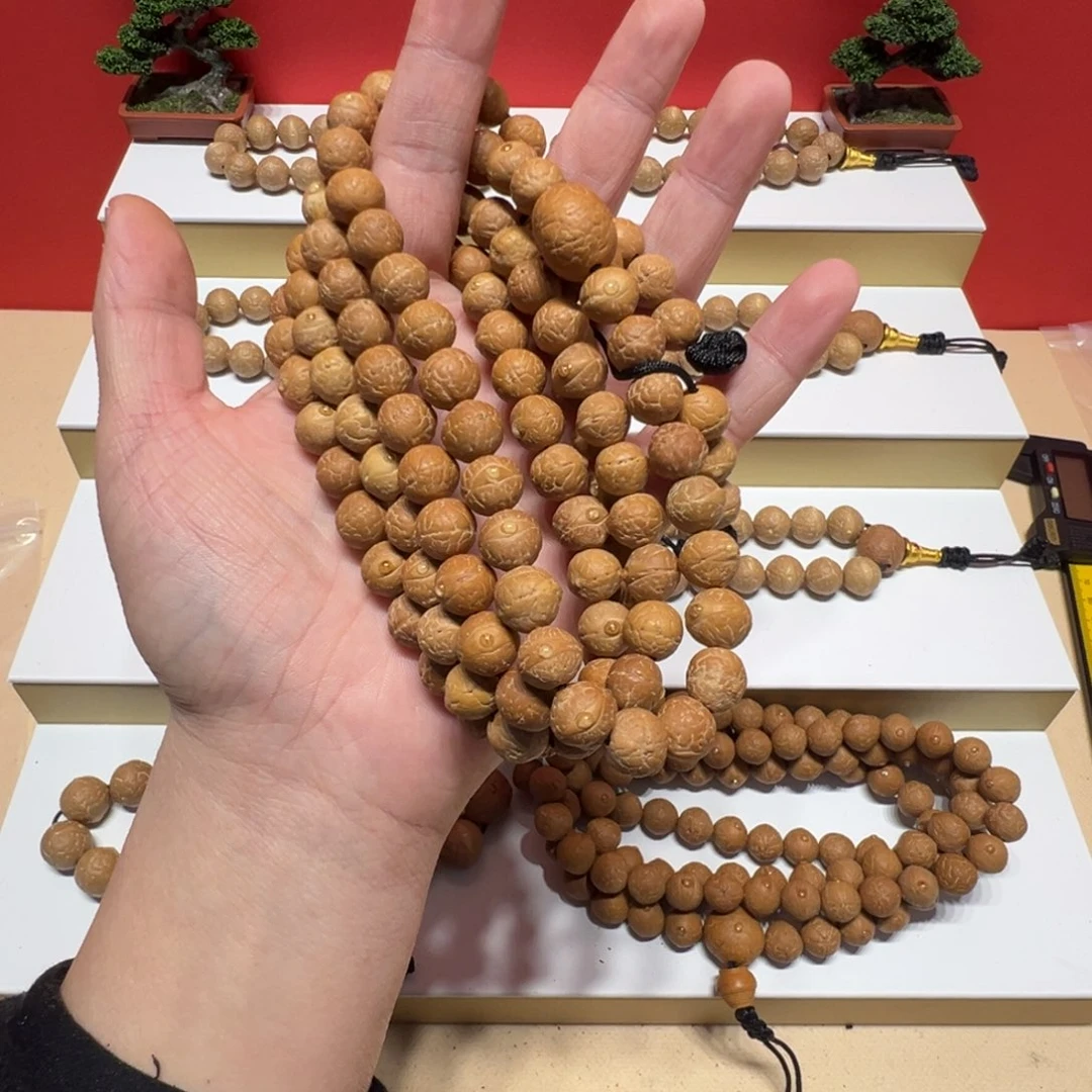 R***n凤眼菩提手串10mm凤眼菩提108颗品相弱点