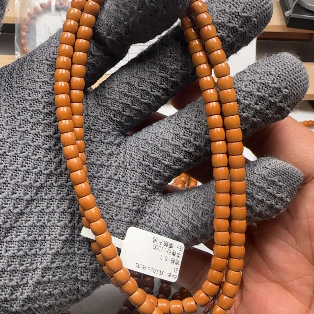 旧***人吊坠橄榄核老挝5.7mm全品108