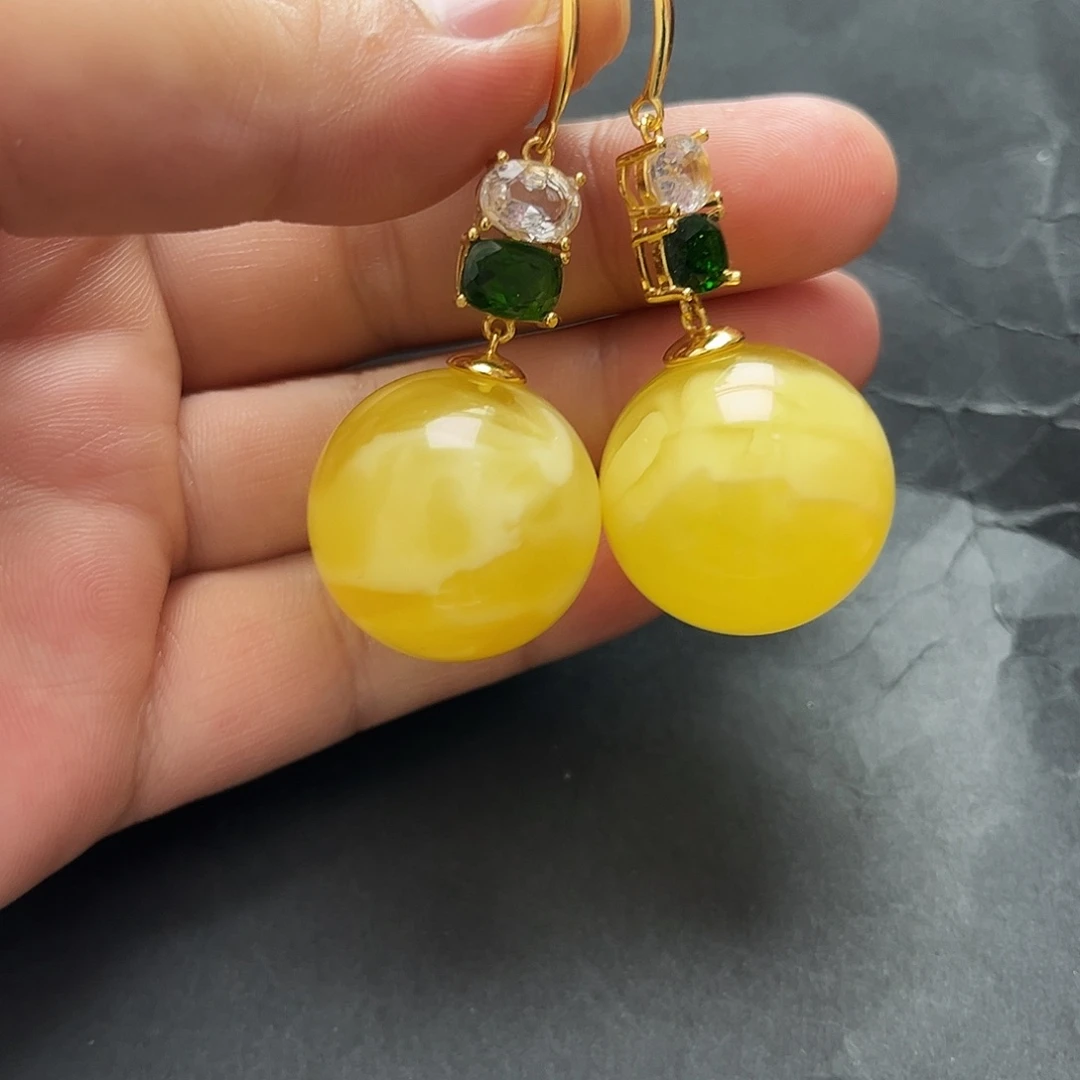 琥珀未镶嵌裸石耳坠