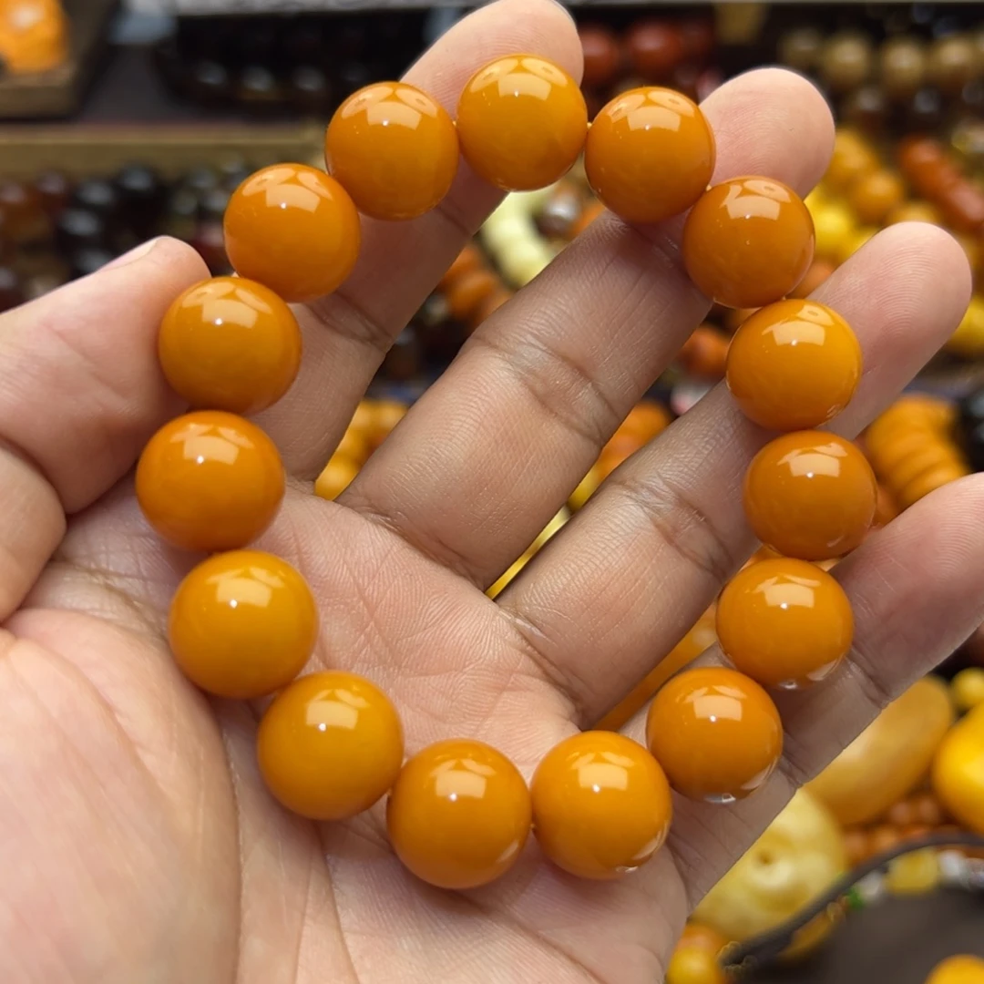 琥珀珠宝奇石未镶嵌