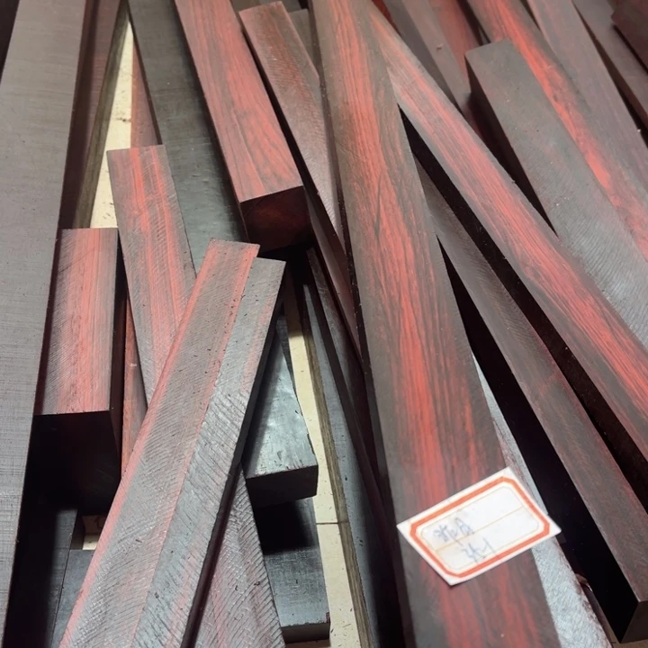 紫檀木类端景台昨**现